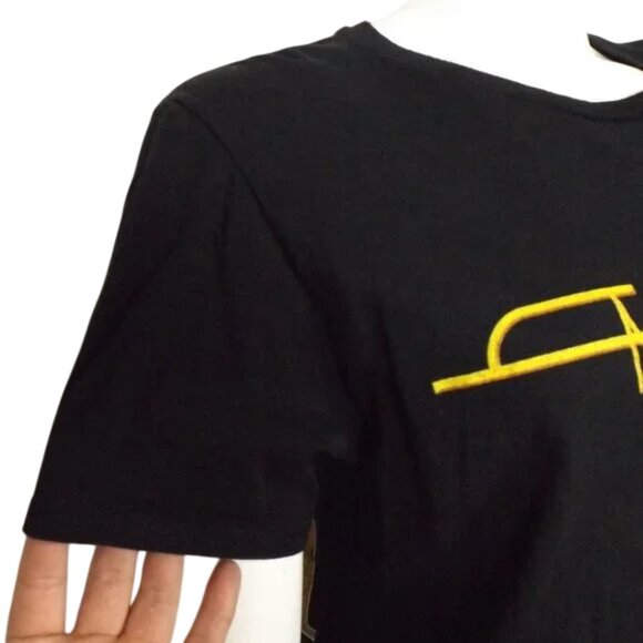 TOOL Tshirt, S/M, Black, 2022 Tour, Distopian Skulls, Black, Short sleeves - Picture 10 of 12